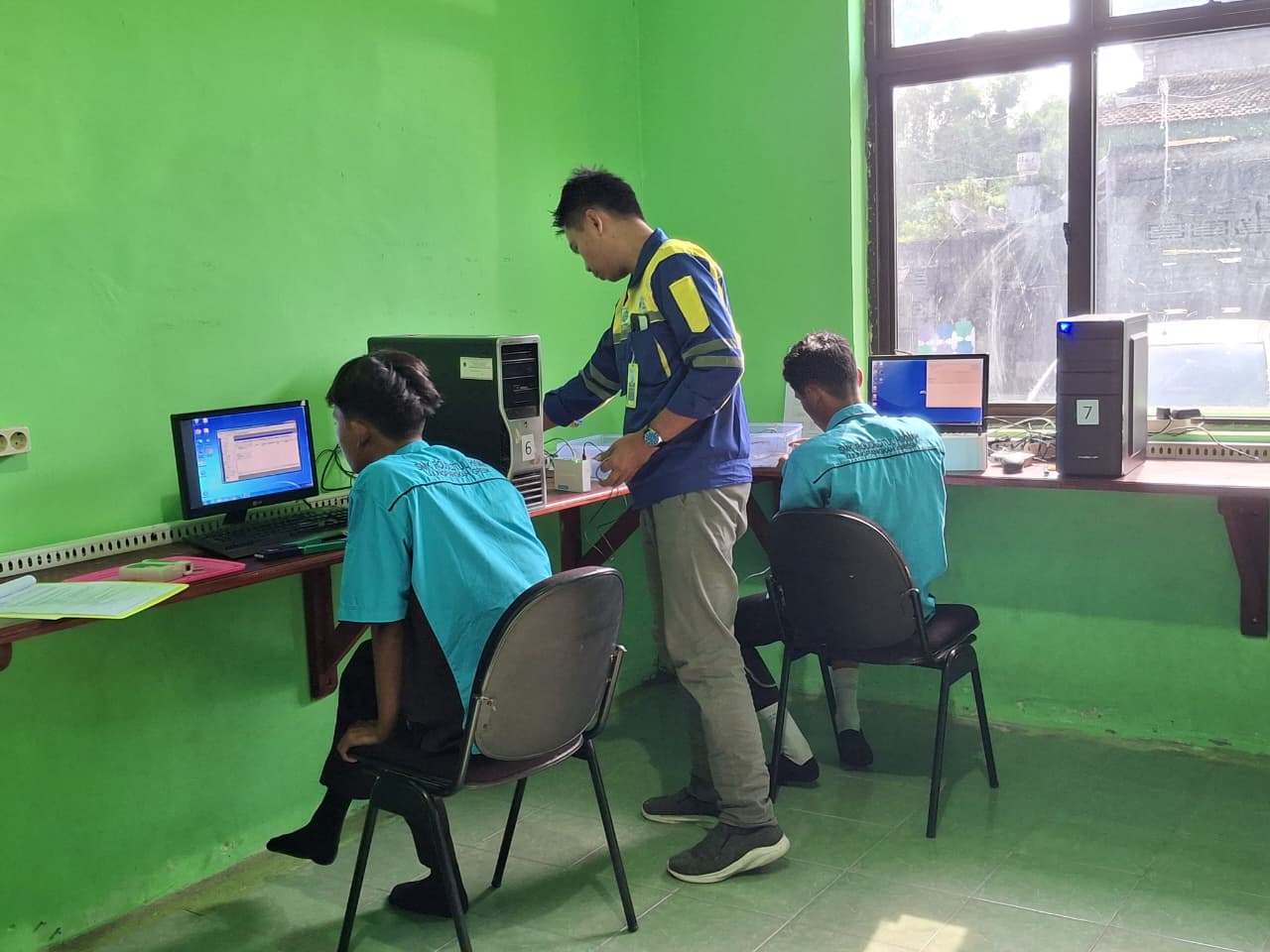 Kesempatan Magang Untuk SMK Pilihan