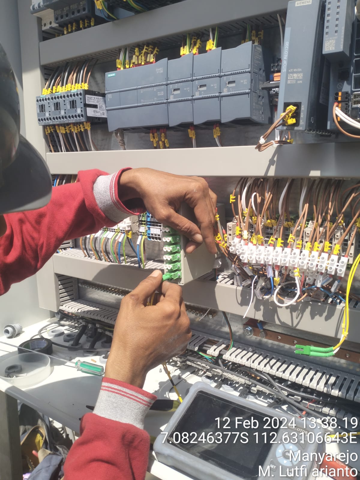 JOINTING & PULLING FIBER OPTIC - 1