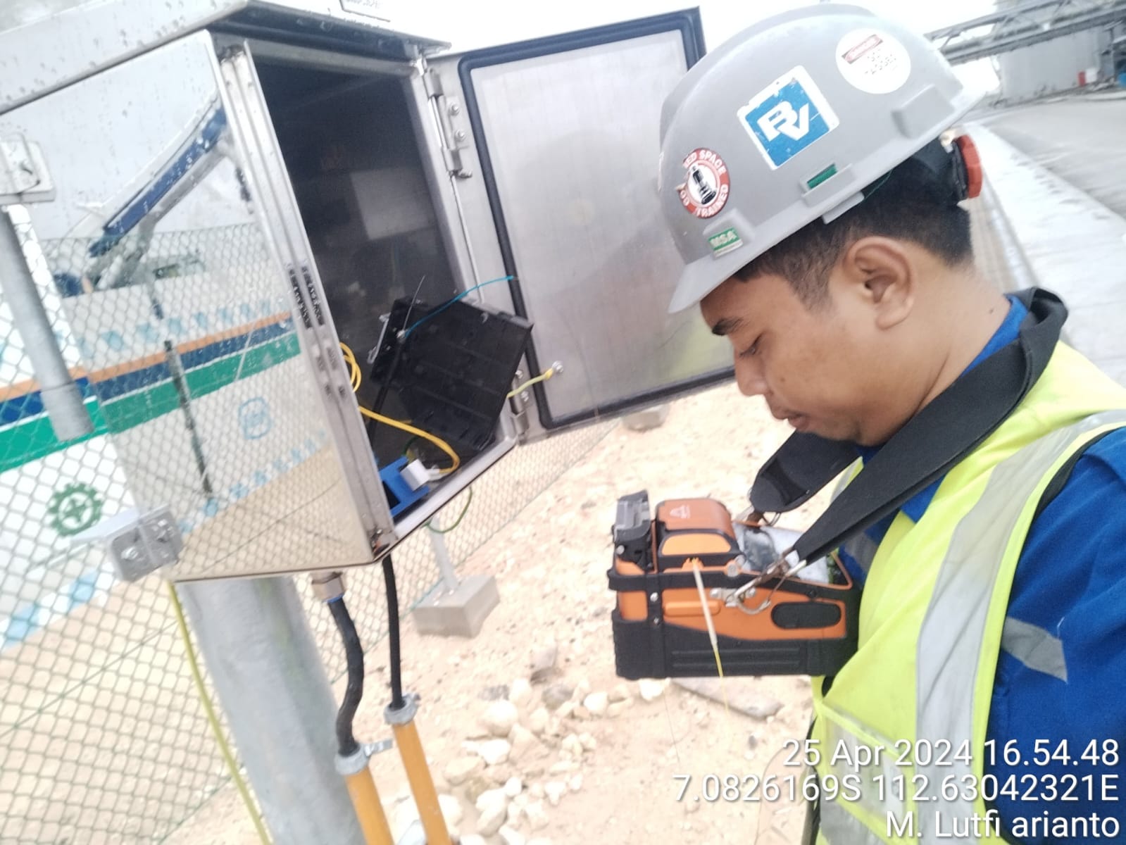 JOINTING & PULLING FIBER OPTIC - 3